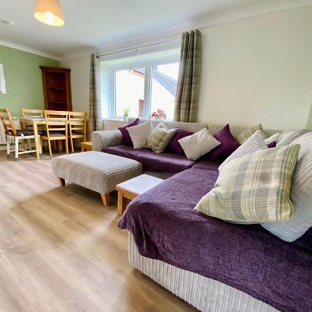 Cosy Town Bungalow Inverlochy エクステリア 写真