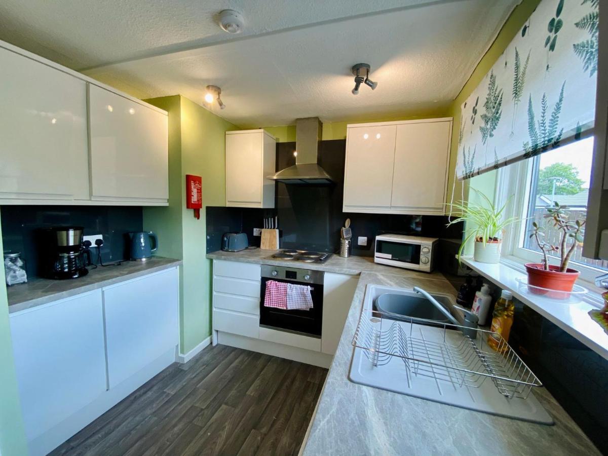 Cosy Town Bungalow Inverlochy エクステリア 写真