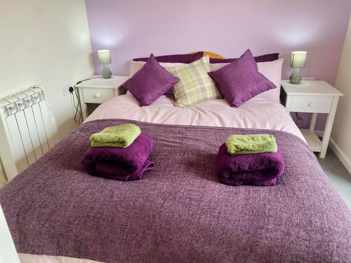 Cosy Town Bungalow Inverlochy エクステリア 写真