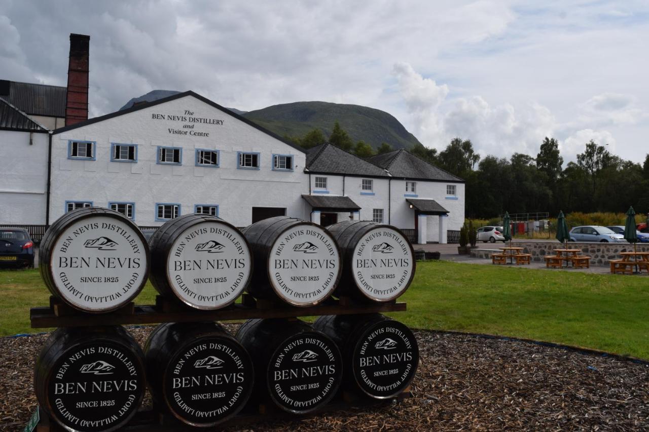 Cosy Town Bungalow Inverlochy エクステリア 写真